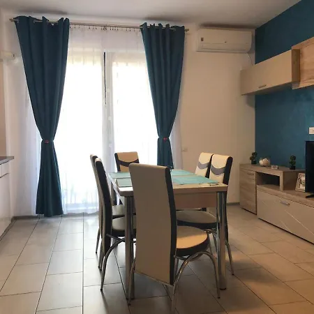Apartament Mamaia Nord דירה *